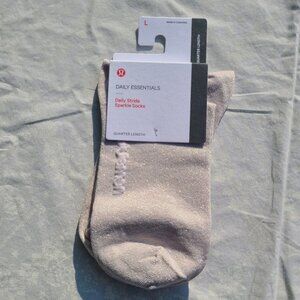 Lululemon Daily Stride Sparkle Quarter Sock